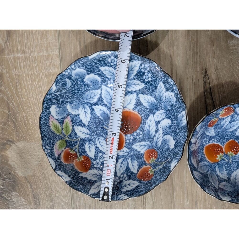 VTG Andrea by Sadek Blue White Floral Strawberry Porcelain Bowl Set of 4 Japan - Picture 3 of 12